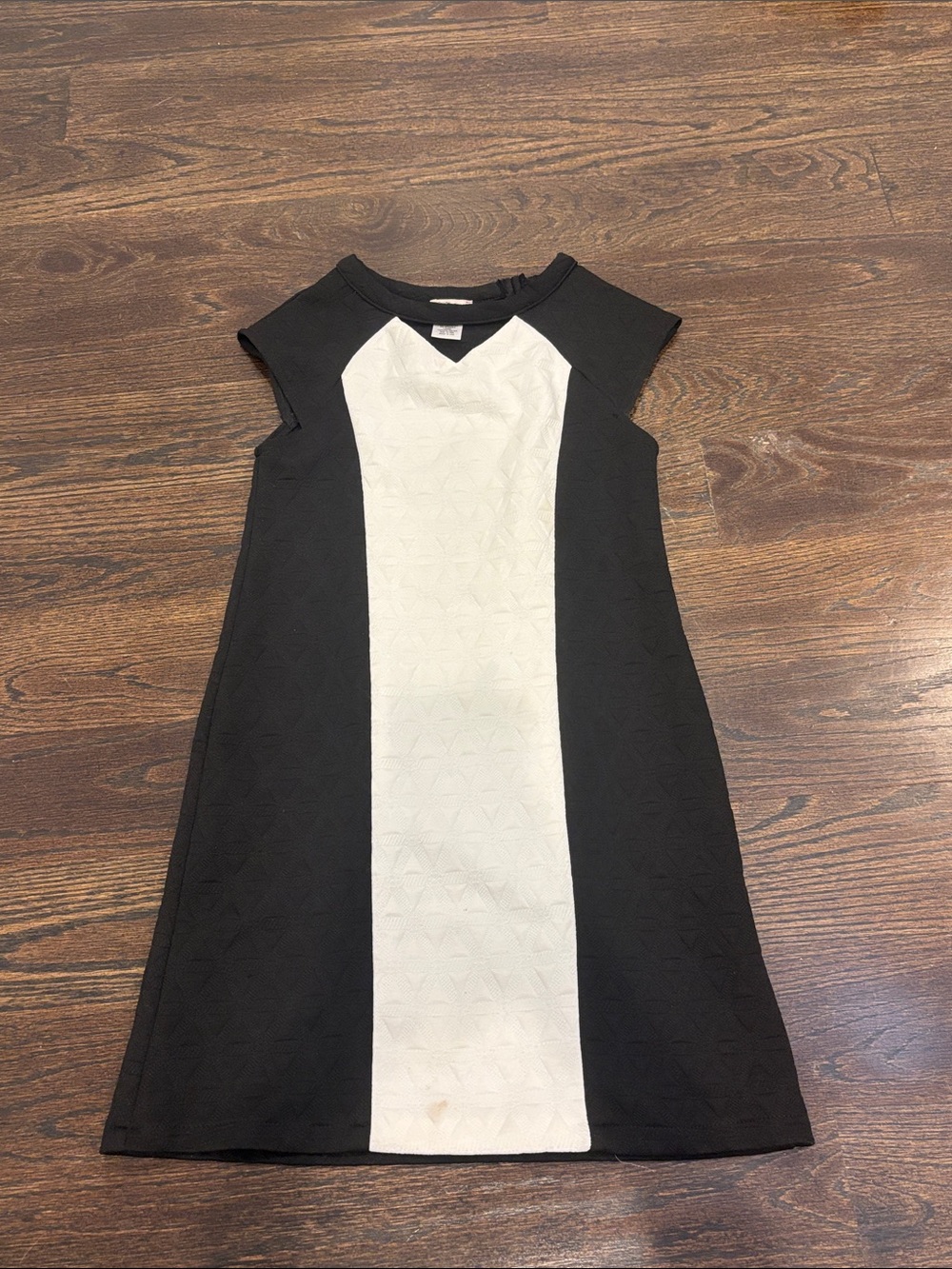Sally Miller Girl’s Black and White Colorblock Mini Dress Size Medium